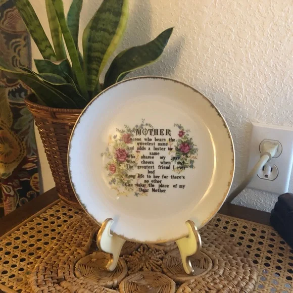 Vintage Mother Porcelain Plate w/Roses and Gold Trim - Picture 3 of 10